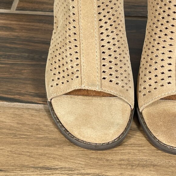 Vionic Aloft Chryssa Womens Size 6.5 Shoes Light Sand Suede Open Toe Ankle Boots - Picture 3 of 13